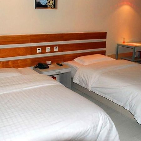 Huiquan Hotel เยียนไถ ภายนอก รูปภาพ